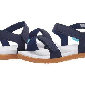Native kids Charley Sandals size 11
